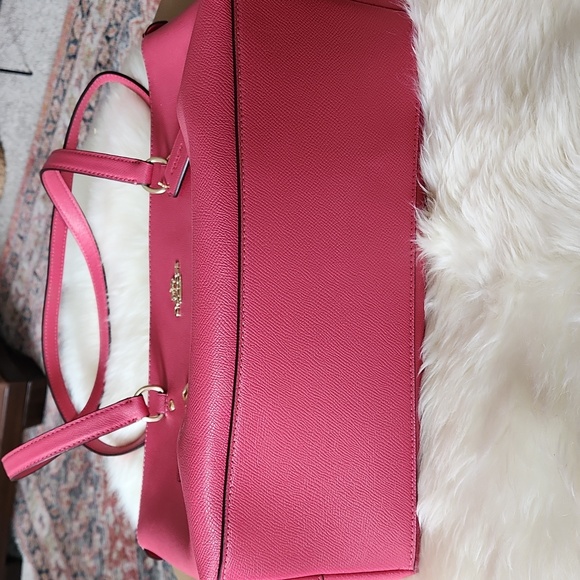 Beautiful NWOT Coach Hot Pink Saffiano Leather Shoulder Tote Bag 🩷🎁💖 - Picture 6 of 15